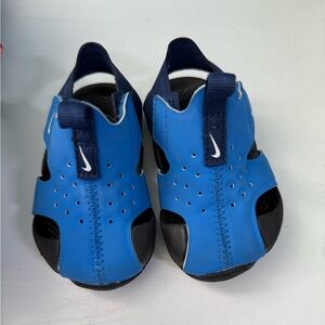 Nike toddler Blue Sunray Sandals